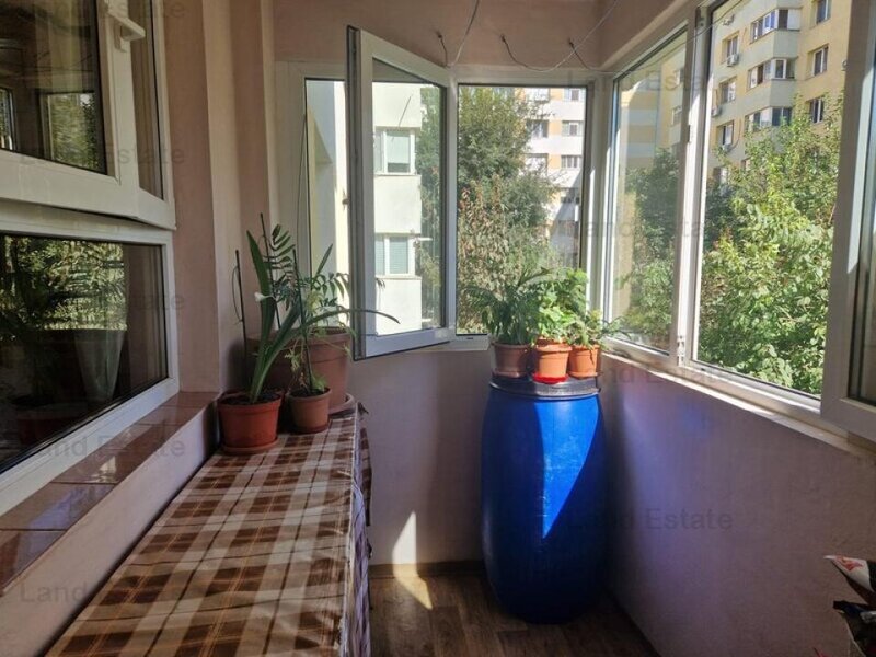 Chisinau, bloc reabilitat, apartament cu 3 camere