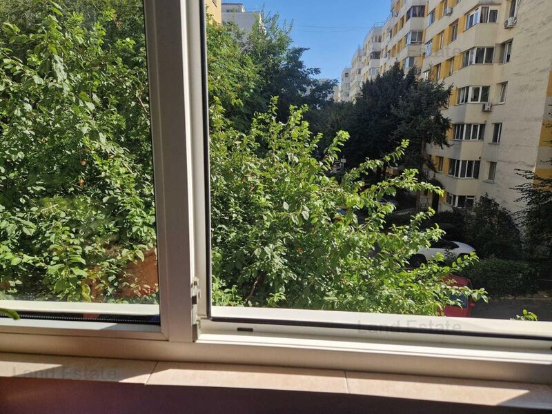 Chisinau, bloc reabilitat, apartament cu 3 camere